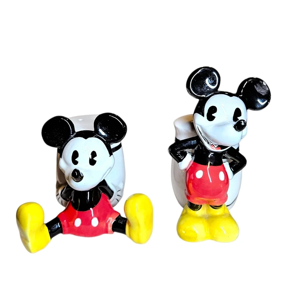 Disneyana Collectible Mickey Mouse Salt & Pepper Shaker Set Gibson Retro Pie Eye